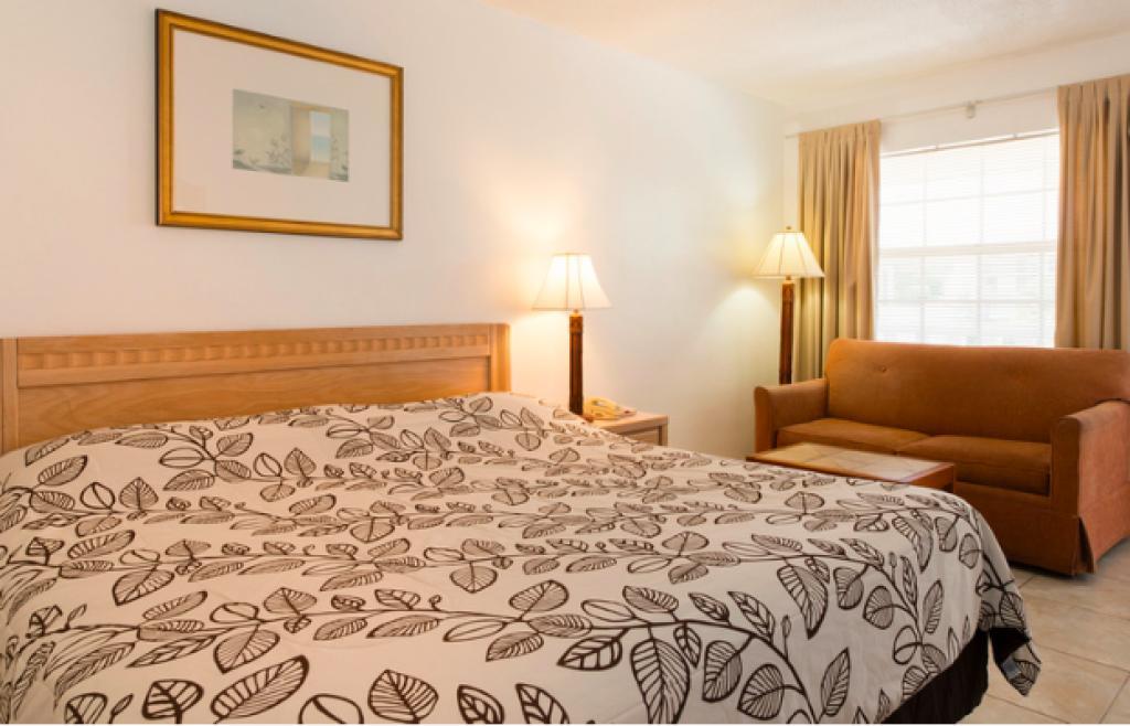 Carriage House Resort Дирфилд Бич Экстерьер фото