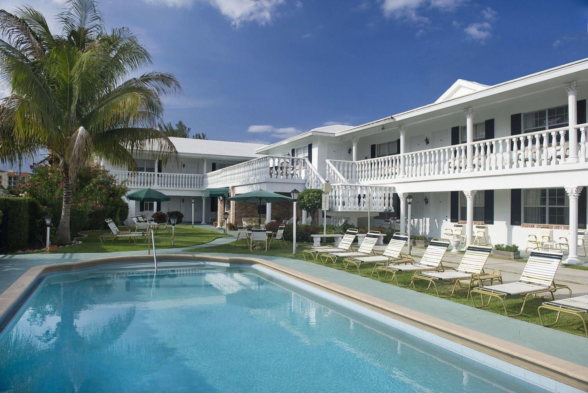 Carriage House Resort Дирфилд Бич Экстерьер фото