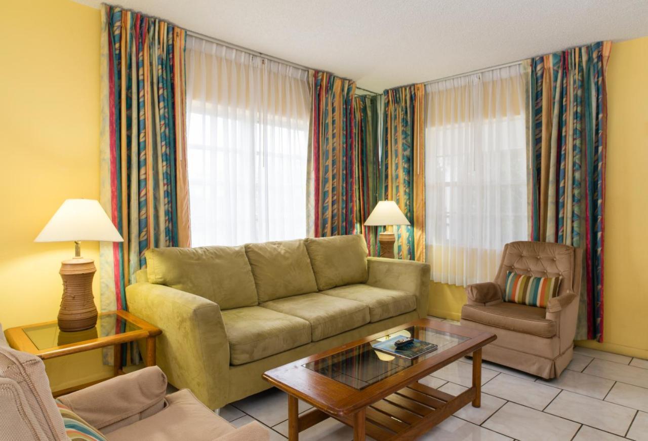 Carriage House Resort Дирфилд Бич Экстерьер фото
